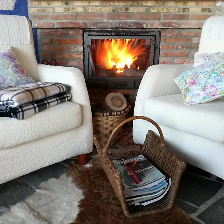 Rural Cuartamenteru Отель Поо-де-Льянес