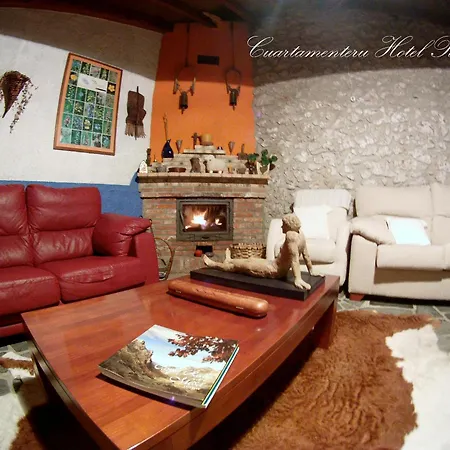 Hotel Rural Cuartamenteru Poo De Llanes