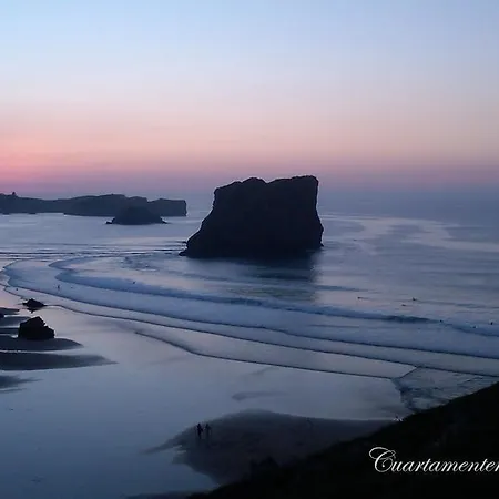 Rural Cuartamenteru ホテル ポオ・デ・リャネス