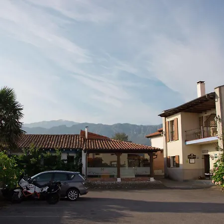 Rural Cuartamenteru Hotel