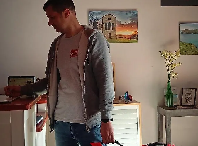 Rural Cuartamenteru Hotel Póo