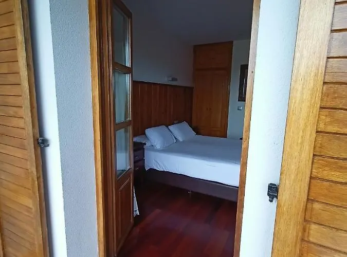 Rural Cuartamenteru 2* Poo De Llanes