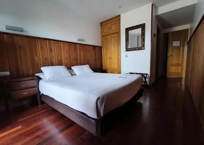 Hotel Rural Cuartamenteru