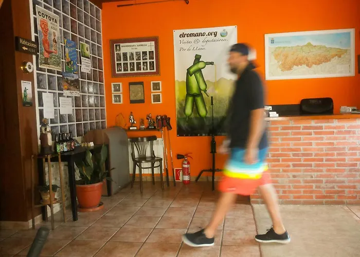 Rural Cuartamenteru Hotel Poo De Llanes