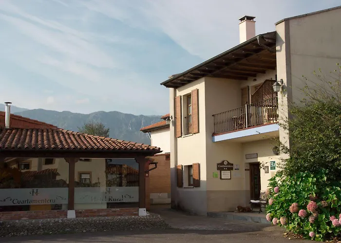 Hotel Rural Cuartamenteru 2*