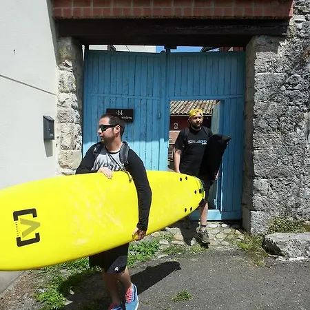 Hotel Rural Cuartamenteru Poo De Llanes