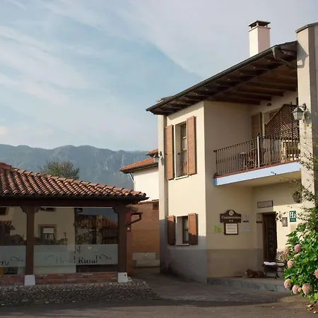 Hotel Rural Cuartamenteru 2*