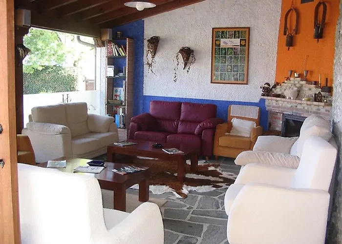 Rural Cuartamenteru Hotel Póo