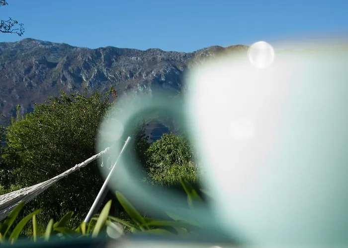 Rural Cuartamenteru Hotel