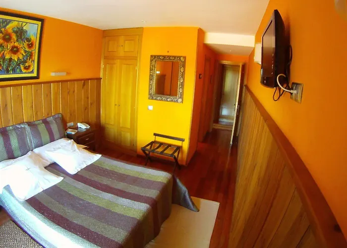 Rural Cuartamenteru Hotel Póo